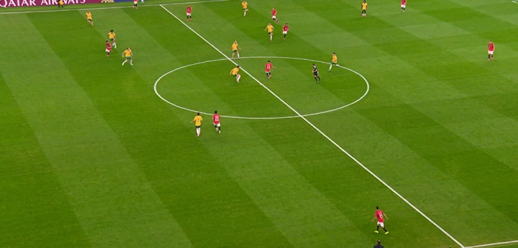 半场战报：埃及1-0澳大利亚 阿舒尔头槌破门 沃尔帕托中框