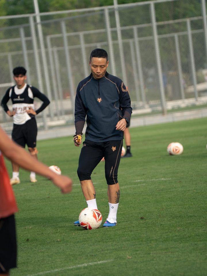 陈涛:陕西联合训练负荷远未达标,需提升至比赛标准 陈涛:陕西联合训练负荷远未达标,需提升至比赛标准