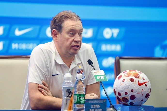 斯卢茨基:历史对京沪大战无意义,申花主场已多年不胜国安