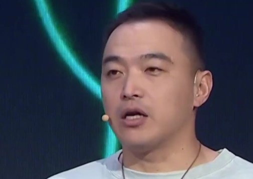 冯潇霆:C罗、内马尔、莫德里奇已尽力,与自己和解是必修课 冯潇霆:C罗、内马尔、莫德里奇已尽力,与自己和解是必修课