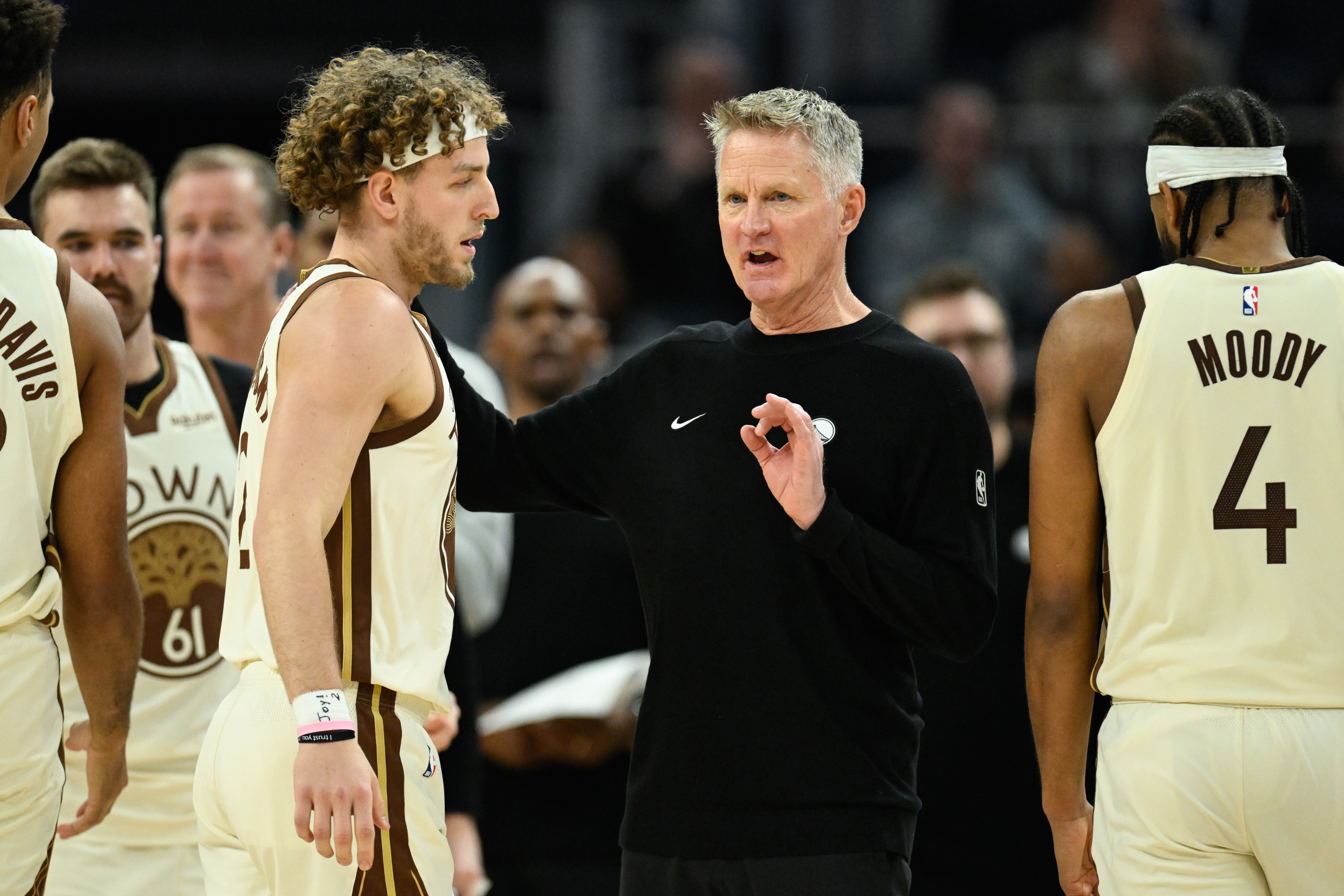 勇士该追墨菲:波杰+穆迪+5首轮资产报价 勇士该追墨菲:波杰+穆迪+5首轮资产报价