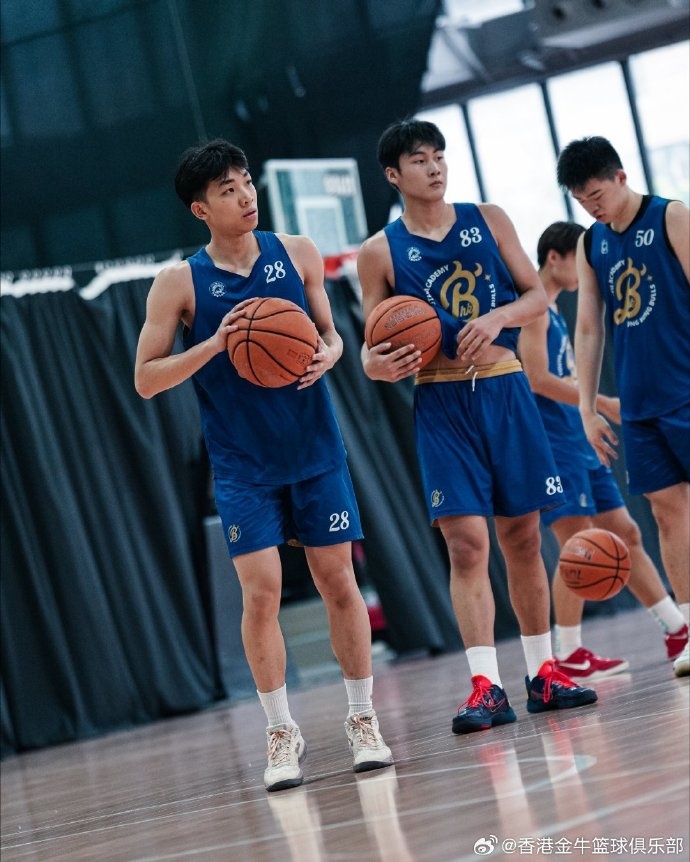 香港金牛U19顺德四天三夜特训收官 体能教练Bojan带队硬扛一天三练