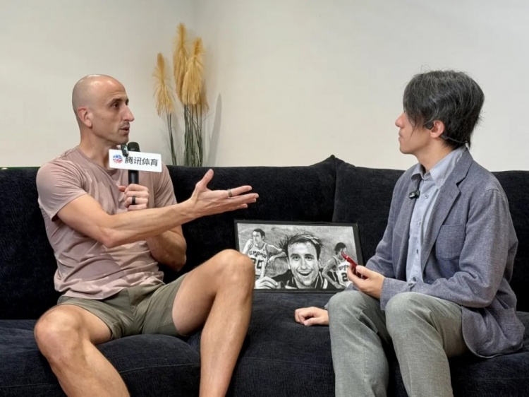 49岁吉诺比利：我宁愿和你们一起输球，也不愿和其他任何球队一起赢球