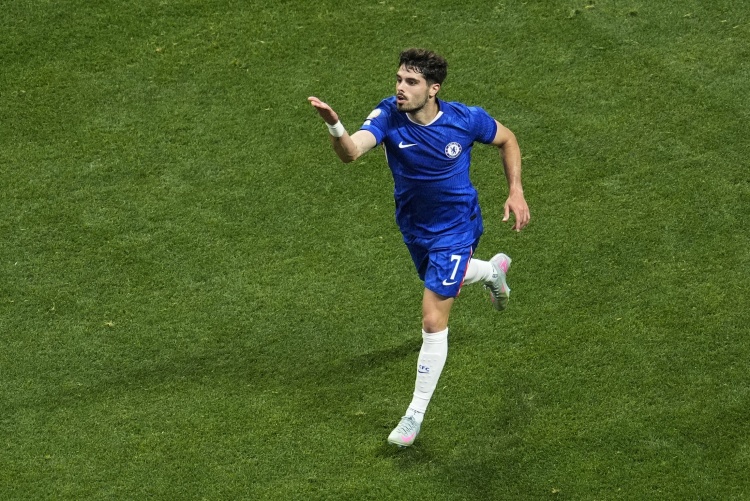 太阳报独家:曼城准备报价内托,切尔西标价7000万镑 太阳报独家:曼城准备报价内托,切尔西标价7000万镑