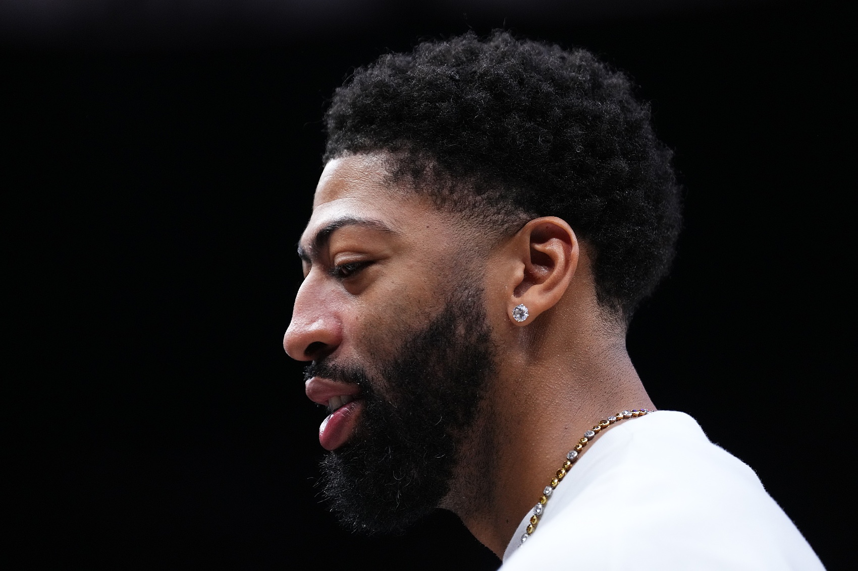 浓眉即日起可提前续约奇才 剩2年超1.21亿最多可签4年2.75亿