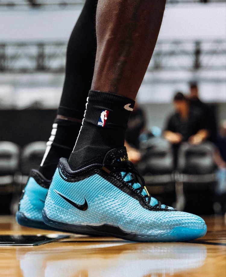 詹姆斯LeBron 24曝光 亲承最轻一代