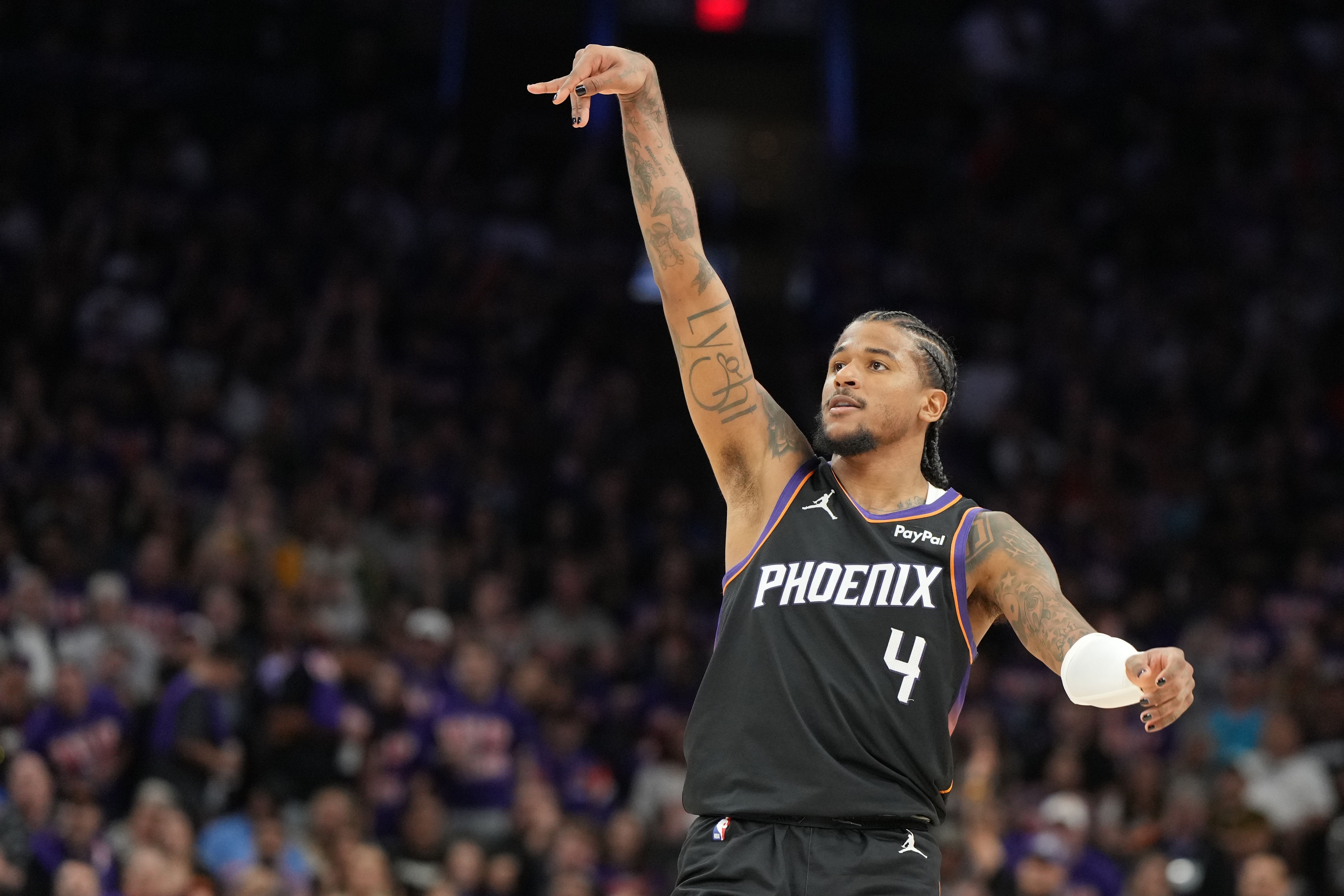 NBA新赛季垃圾合同榜更新 恩比德居首米切尔合同最重