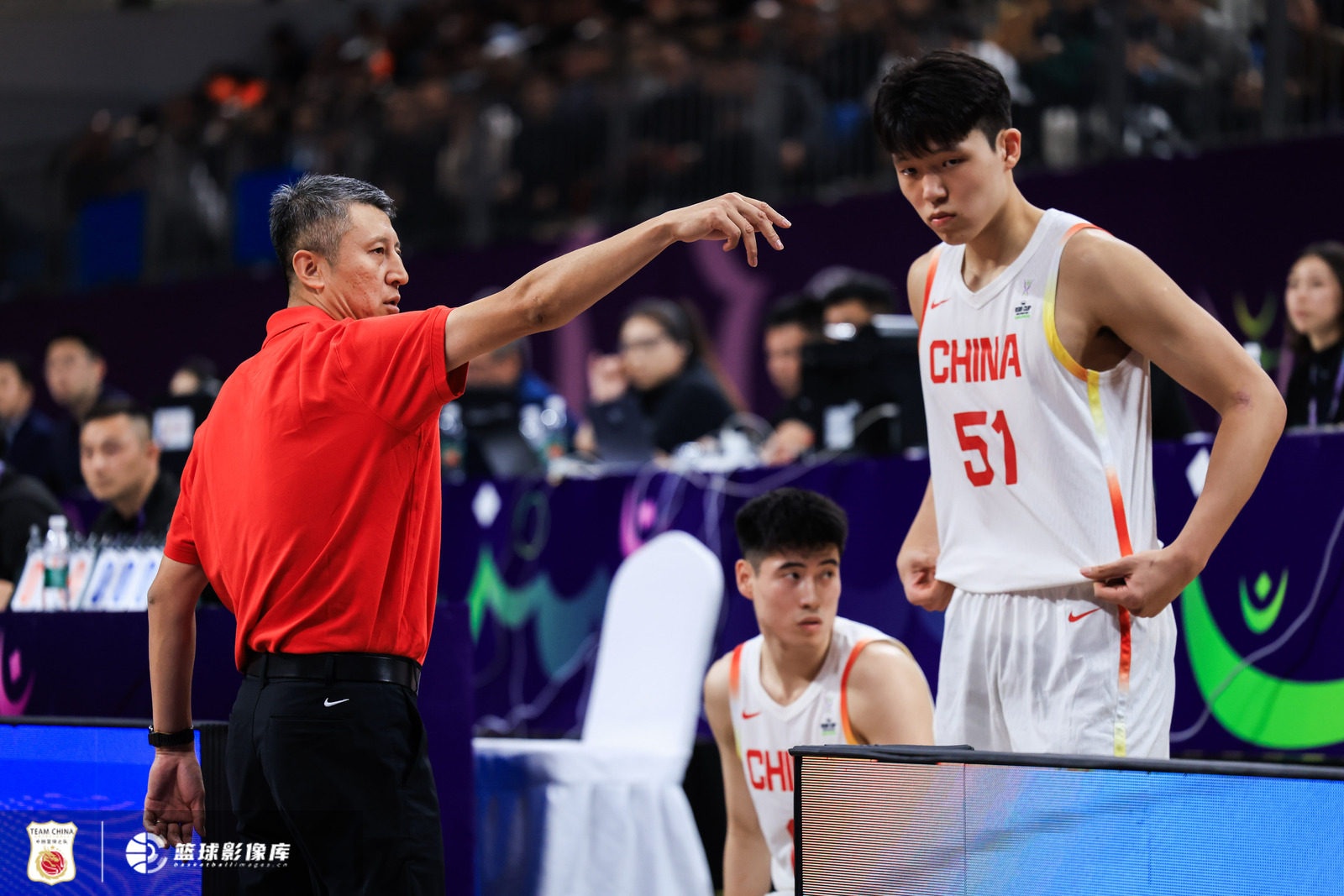 训练师:杨瀚森国家队与NBA用法不同 面框进攻待开发 训练师:杨瀚森国家队与NBA用法不同 面框进攻待开发