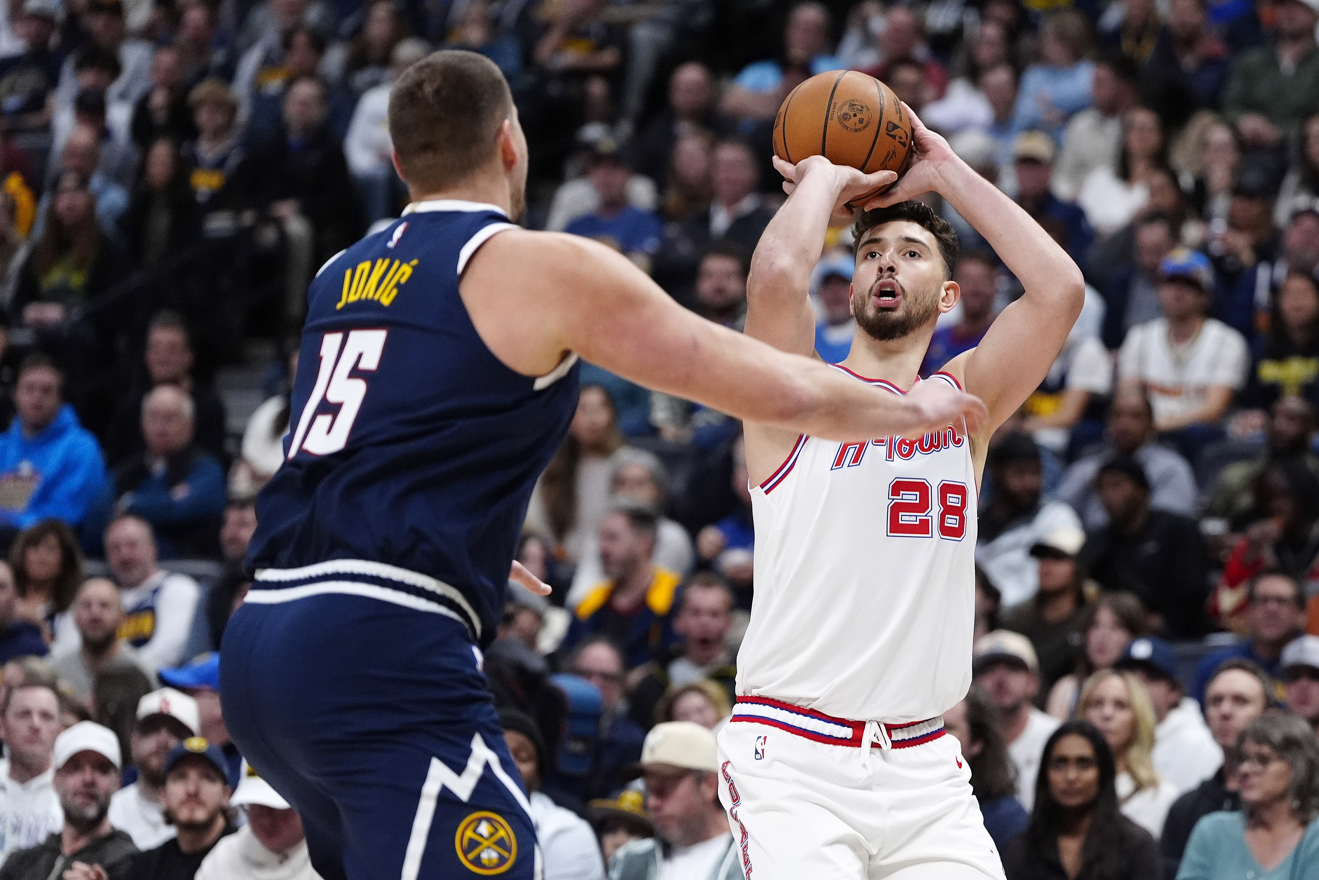 火箭定妆照式首发已浮现:范弗里特归位后,五人的下一步才是争冠关键 火箭定妆照式首发已浮现:范弗里特归位后,五人的下一步才是争冠关键