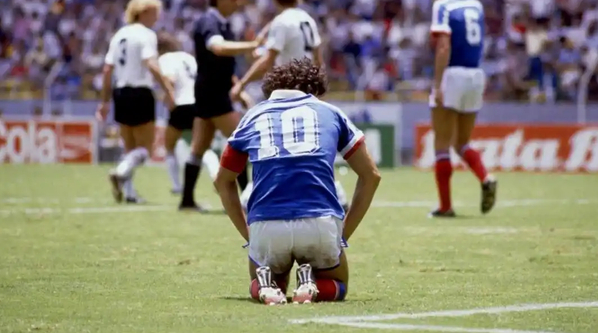 法国0比2再负西班牙 连续三年大赛半决赛遭同一对手淘汰