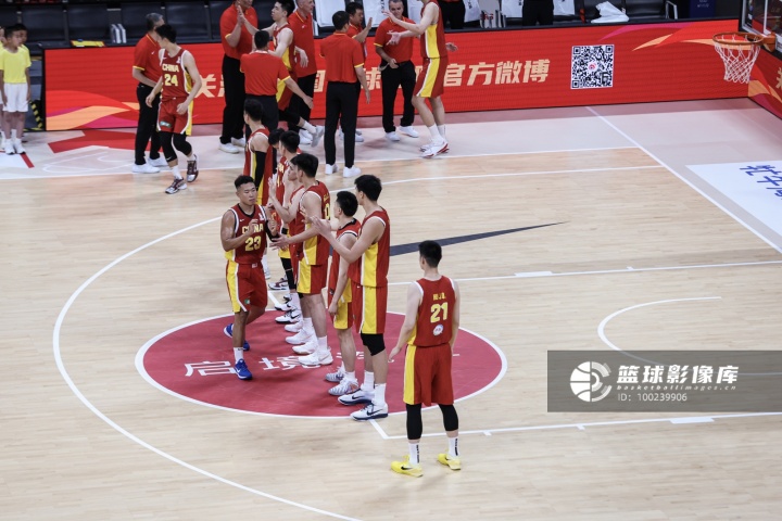 蔡赟谈男篮惨败:现在各个项目实力都在滑坡 问题从不在单一环节 蔡赟谈男篮惨败:现在各个项目实力都在滑坡 问题从不在单一环节