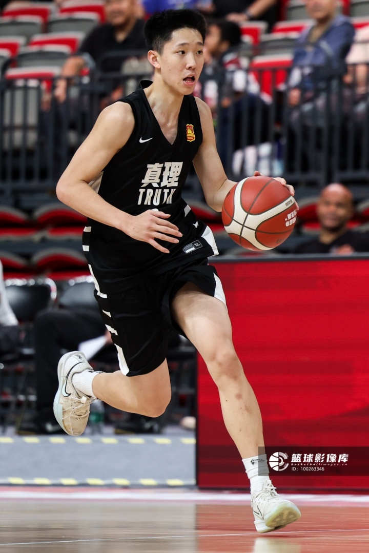 把张宇辰当驴使!媒体人吐槽:临走之前还得打这个比赛 玩命用他 把张宇辰当驴使!媒体人吐槽:临走之前还得打这个比赛 玩命用他